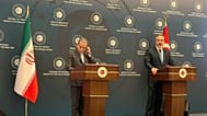 Türkiye Dışişleri Bakanı Hakan Fidan (solda) ve İranlı mevkidaşı Abbas Araghchi 30 Ocak 2026 tarihinde İstanbul'daki Ritz-Carlton Oteli'nde görülüyor