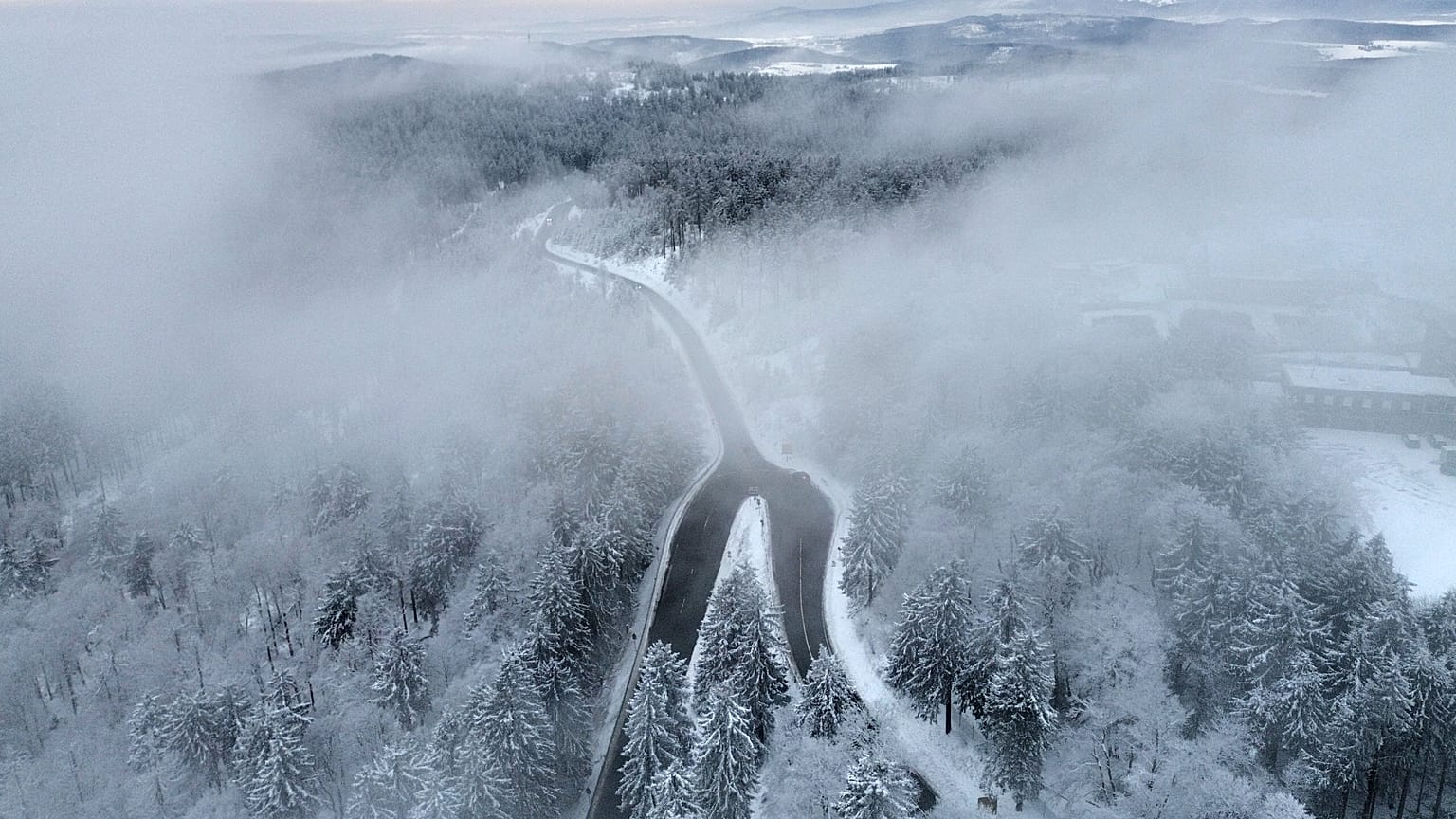 L'inverno è tutt'altro che finito: pioggia ghiacciata e permafrost continuano a dominare a febbraio.