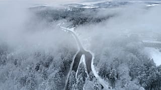 Der Winter ist noch längst nicht zu Ende: Eisregen und Dauerfrost dominieren auch im Februar.