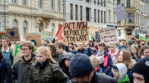 German groups call for climate action in Bonn in 2019