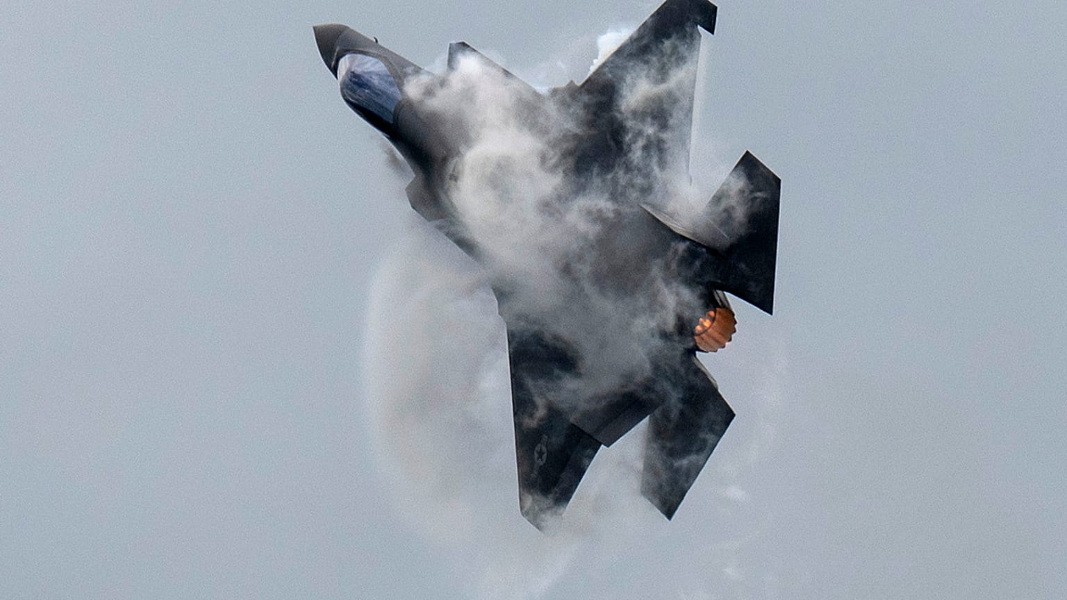 F35-Kampfjet der Bundeswehr, der mit Atomwaffen bestückt werden kann - ARCHIVBILD