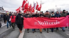 Dänische Veteranen beim Schweigemarsch in Kopenhagen