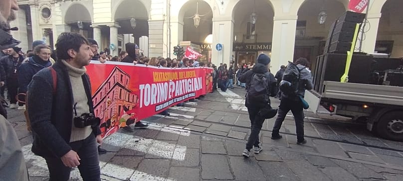 Início da manifestação em Turim.