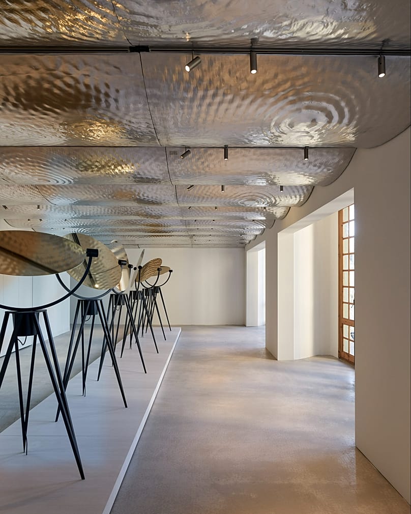 Installation view of Beyond the Façade by United Visual Artists at Casa Batlló.
