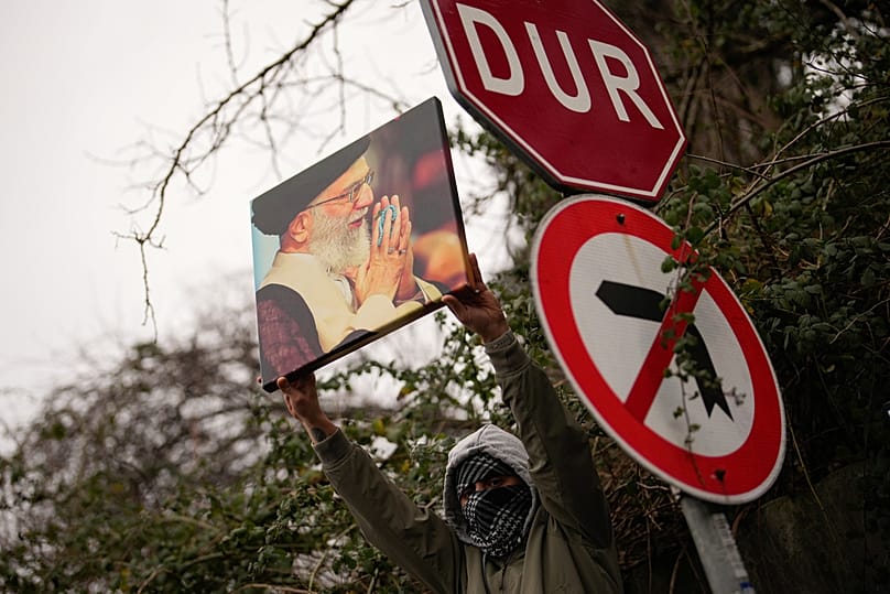 Protest gegen die USA und für die Führung in Teheran in der Türkei