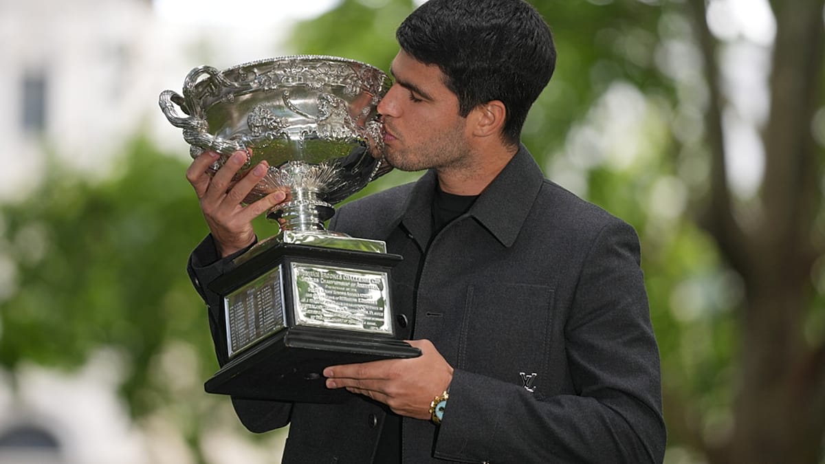 Carlos Alcaraz Avustralya Açık'ta Novak Djokovic'i mağlup ederek Grand Slam'ini tamamladı