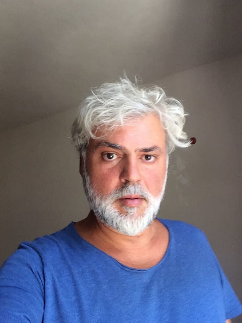 Νίκος Καραθάνος