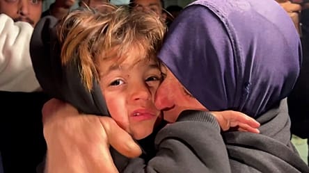 Gaza : larmes et embrassades après la réouverture du passage de Rafah