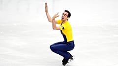 Tomás Guarino muestra sus habilidades sobre el hielo en su programa corto del Campeonato Europeo de Patinaje Artístico sobre Hielo de 2026 en Sheffield, Reino Unido, en enero