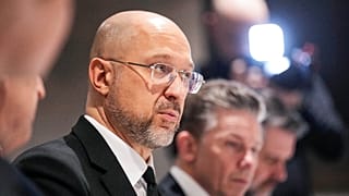 Denisz Smihal első miniszterelnök-helyettes, energetikai miniszte