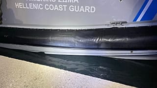 Το σημείο της πρόσκορυσης στο λιμενικό σκάφος