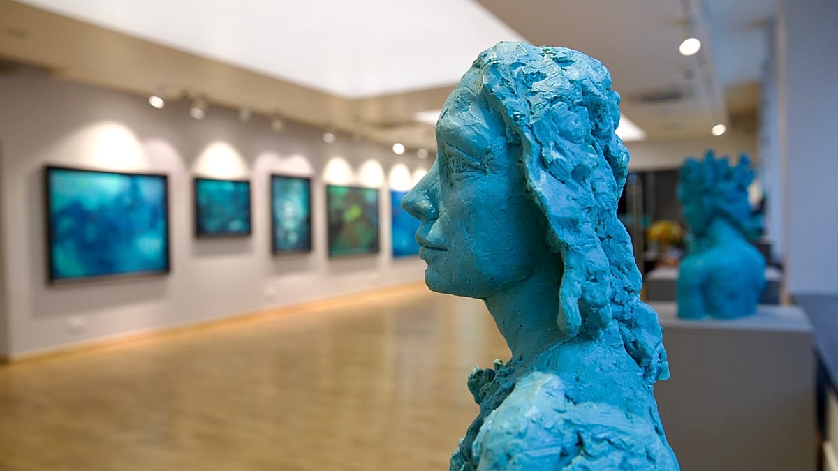 Yonca Saraçoğlu'nun 'Untold Tales' Sergisi - Galeri Işık Teşvikiye