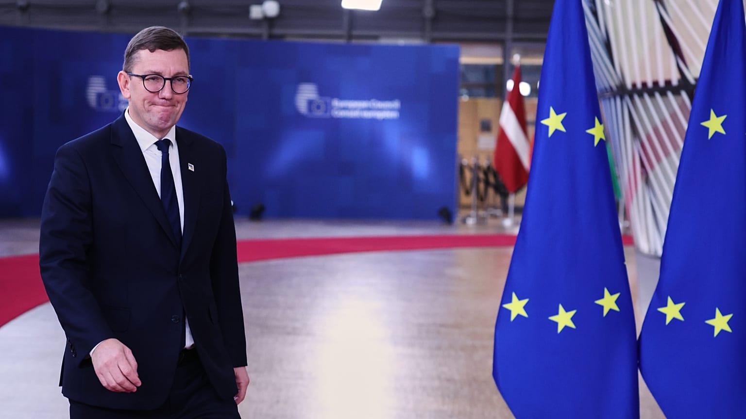 Title: Belgium Europe Summit Image ID: 25352313840886 Article:  Estonia's Prime Minister Kristen Michal arrives for the EU Summit in Brussels, Thursday, Dec. 18, 2025. 