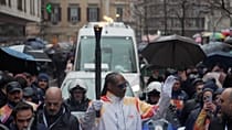 Snoop Dogg surprises Italy by joining Olympic torch relay in Gallarate