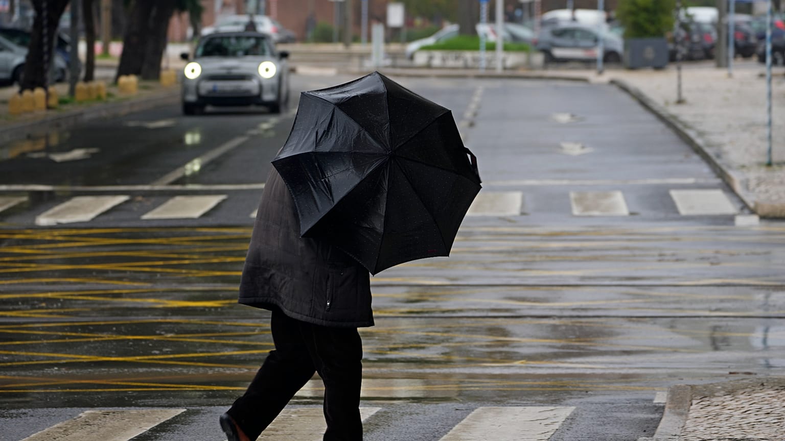 Portugal continua a sentir efeitos da depressão Leonardo