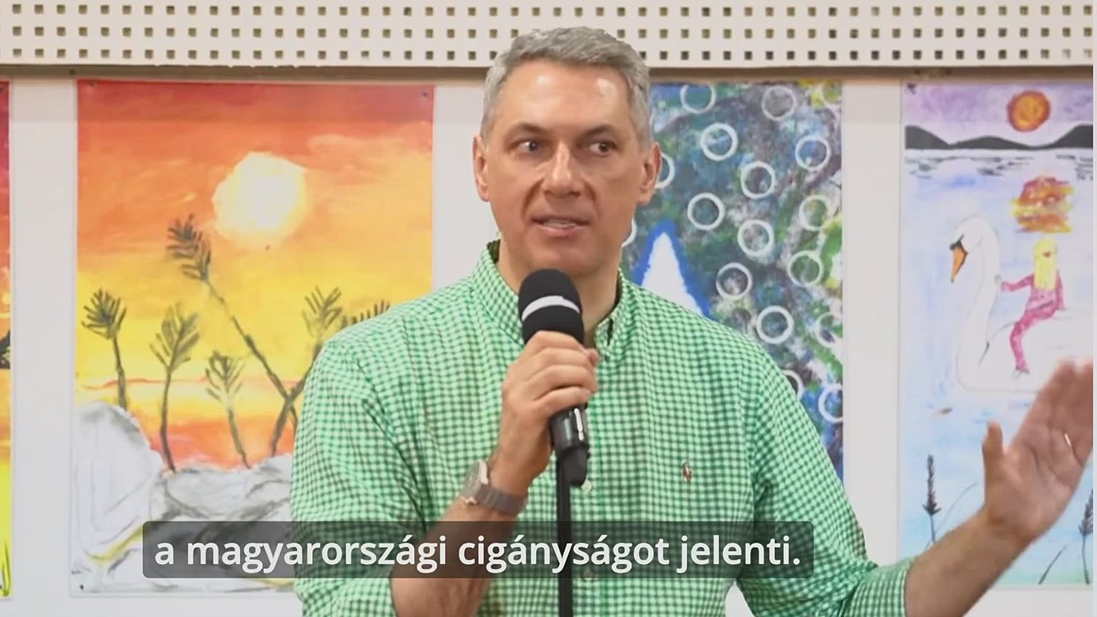 Lázár János a lakossági forumon