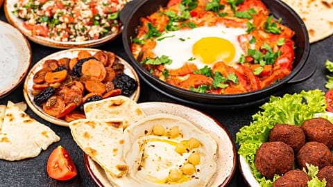  Mediterranean diet is linked to a lower risk of stroke for women, a new study finds.