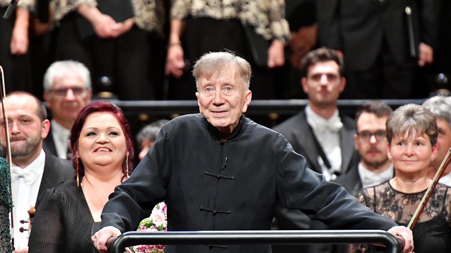 A 90. születésnapja alkalmából, a tiszteletére adott hangverseny után a Zeneakadémián 2023. szeptember 3-án