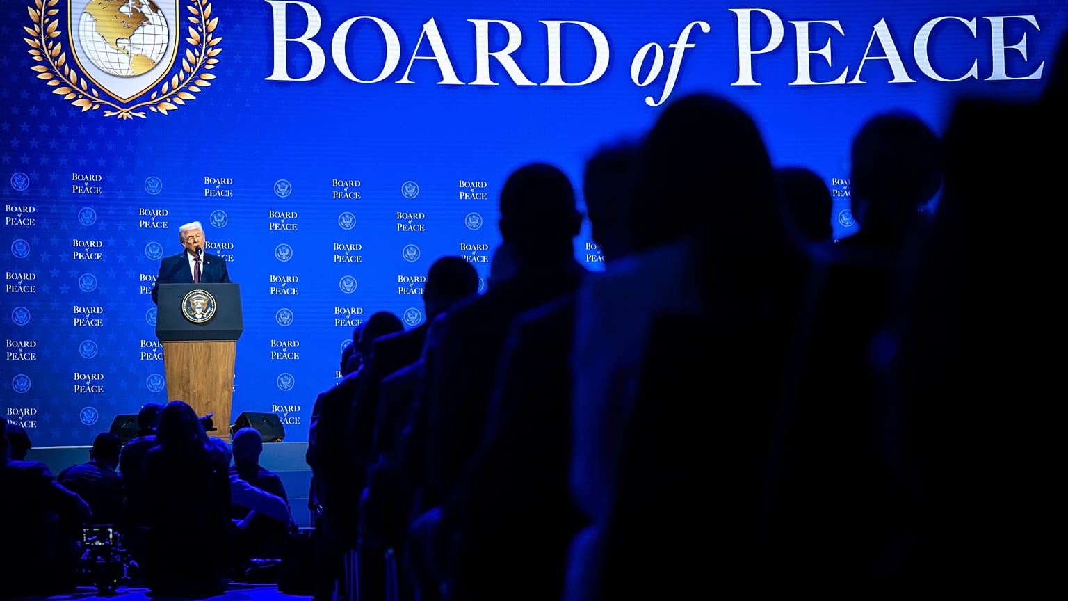 Συμβούλιο Ειρήνης AP, Νταβός