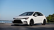 ΑΡΧΕΙΟ - Φωτογραφία της Toyota με το σεντάν Corolla 2026. Διατίθεται και ως υβριδικό με κατανάλωση έως 50 μίλια/γαλόνι κατά EPA. (Toyota Motor Sale)