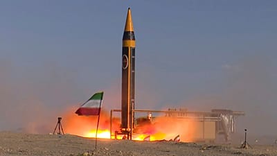 رونمایی و پرتاب موشک بالستیک خرمشهر۴ در مکانی نامشخص به تاریخ ۲۵ مه ۲۰۲۳