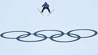 Denuncias de inyecciones en el pene a saltadores de esquí desencadenan una investigación por dopaje.