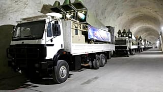 الصورة التي نشرها موقع "سباه نيوز"، التابع للحرس الثوري، يوم الجمعة 8 يناير/كانون الثاني 2021، تظهر صواريخ على منصات إطلاق.