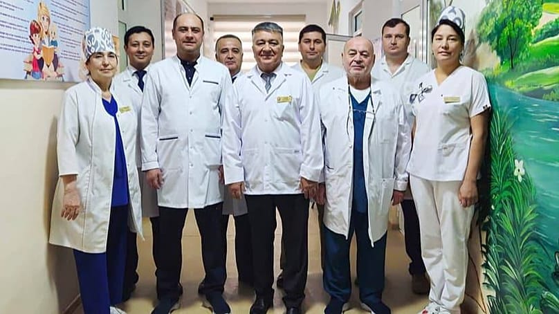 Zespół medyczny, który rozdzielił bliźnięta syjamskie