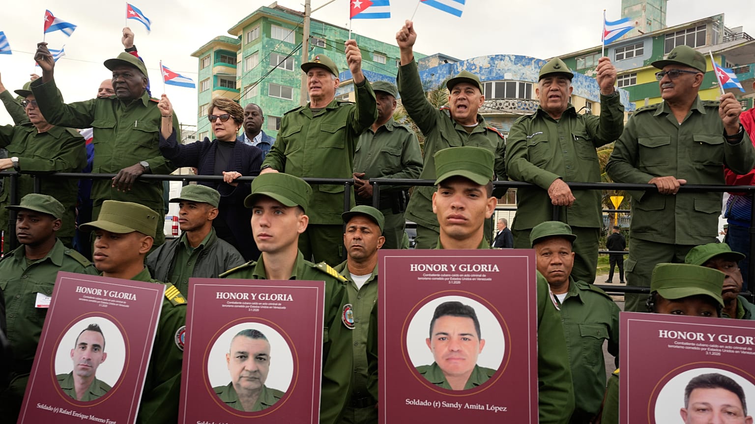 El presidente cubano Miguel Díaz-Canel, durante un mitin frente a la Embajada de Estados Unidos en La Habana, Cuba, el viernes 16 de enero de 2026.