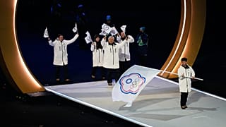 El equipo de Taiwán asiste a la ceremonia de apertura olímpica en los Juegos Olímpicos de Invierno de 2026, en Milán, Italia, el 6 de febrero de 2026.