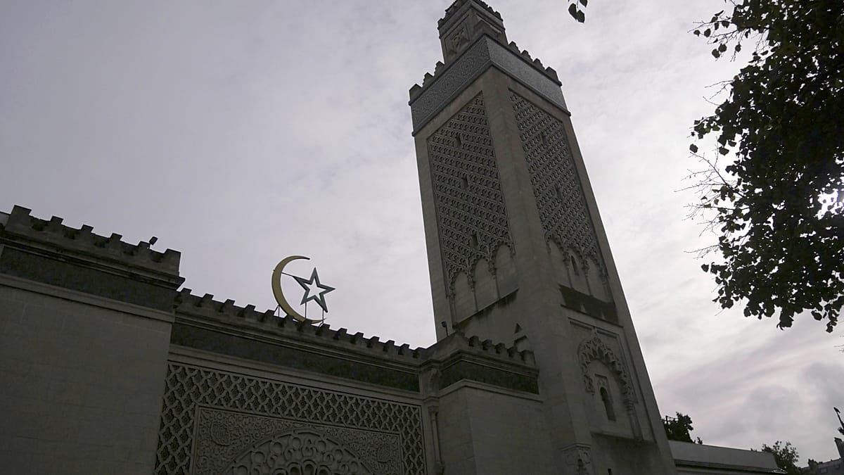 L’islam dans les sociétés laïques : le guide de la Grande mosquée de Paris