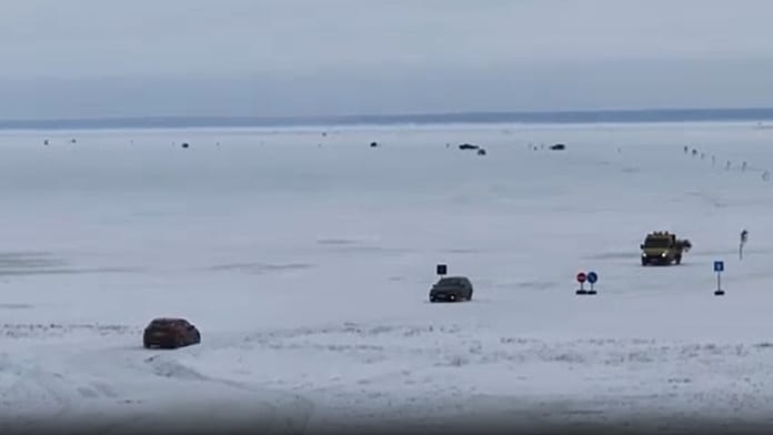 Abre una carretera de hielo entre las mayores islas de Estonia por el hielo marino