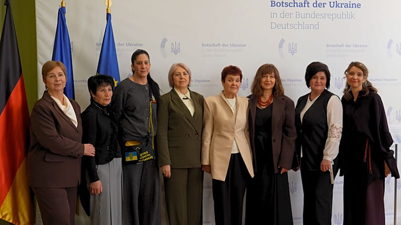 Sieben Frauen erzählen bei "Traces" ihre Geschichte.