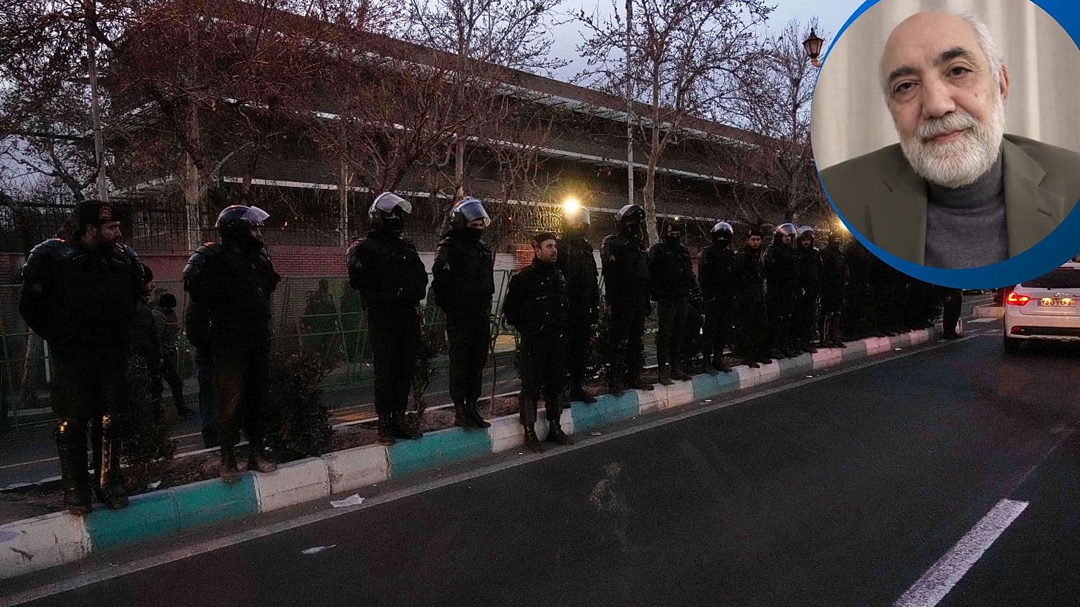 تصویر نیروهای سرکوب جمهوری اسلامی و پرتره اردشیر امیرارجمند