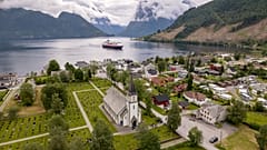 Hurtigrutens Open Village Programm in Sæbø, Norwegen