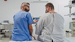 Adipositas erhöht das Infektionsrisiko um siebzig Prozent und steht weltweit mit jedem zehnten Todesfall in Verbindung.