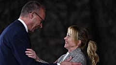 Bundeskanzler Friedrich Merz (CDU) empfängt Italiens Premierministerin Giorgia Meloni im Kanzleramt in Berlin, 15. Dezember 2025