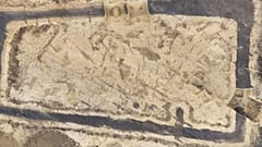 In Reinstedt, einem Ortsteil von Falkenstein, zeichnet sich die jungsteinzeitliche Grabenanlage ab.