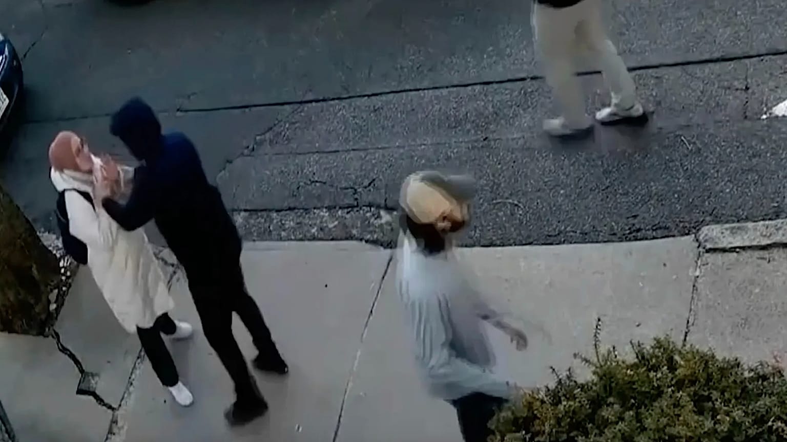 ABD'de eğitim alan doktora öğrencisi Rümeysa Öztürk gözaltına alındı.