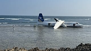 Somalie : un avion de ligne attérit en urgence et dérape hors piste