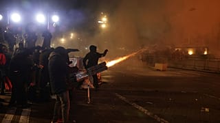 Arnavutluk Tiran'da protestolar.