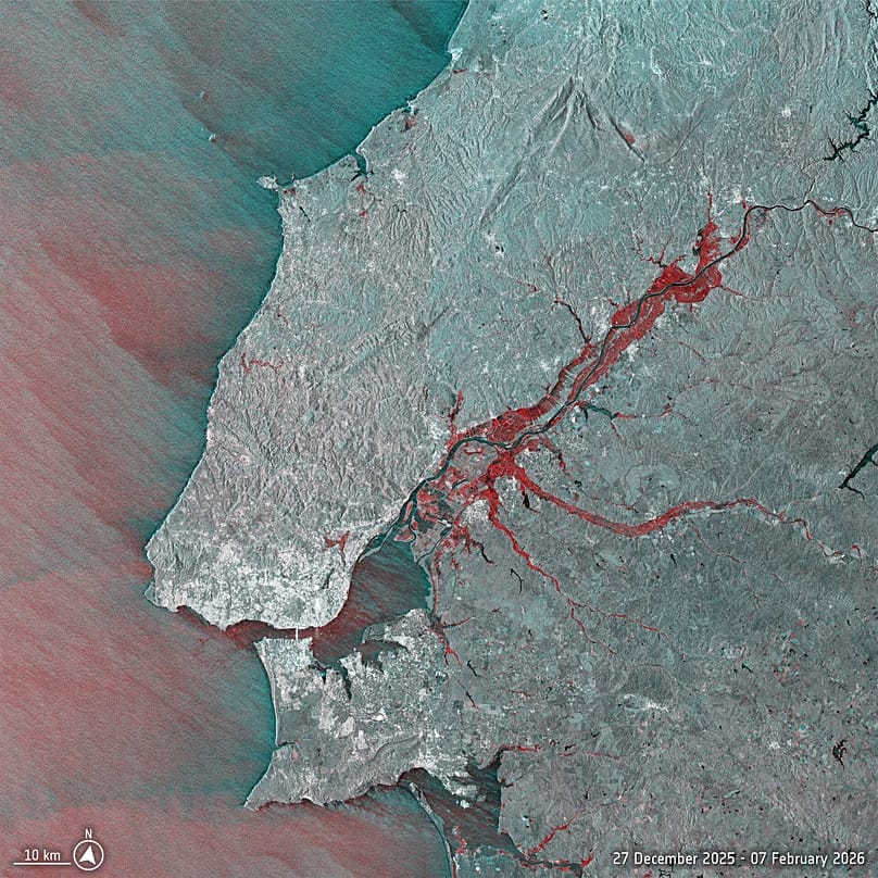 Inundações ao longo do rio Tejo, Portugal