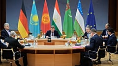 Außenminister Johann Wadephul (CDU) mit seinen Amtskollegen aus Turkmenistan, Tadschikistan, Kirgisistan, Uzbekistan und Kasachstan in Berlin, 11. Februar 2026