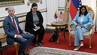 Chris Wright se reúne con Delcy Rodríguez