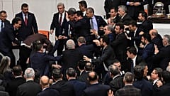 Türkiye Büyük Millet Meclisi'nde yaşanan kavganın bir görüntüsü