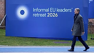 Ο Κυριάκος Μητσοτάκης κατά την άφιξή του στην άτυπη σύνοδο των ηγετών του Ευρωπαϊκού Συμβουλίου, στο Αλντεν Βίσεν, στο Βέλγιο