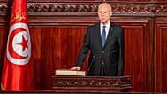 في هذه الصورة التي قدمتها الرئاسة التونسية، يؤدي الرئيس قيس سعيّد اليمين الدستورية، في 21 أكتوبر 2024 في تونس، بعد إعادة انتخابه. (الرئاسة التونسية عبر وكالة أسوشيتد برس، ملف)