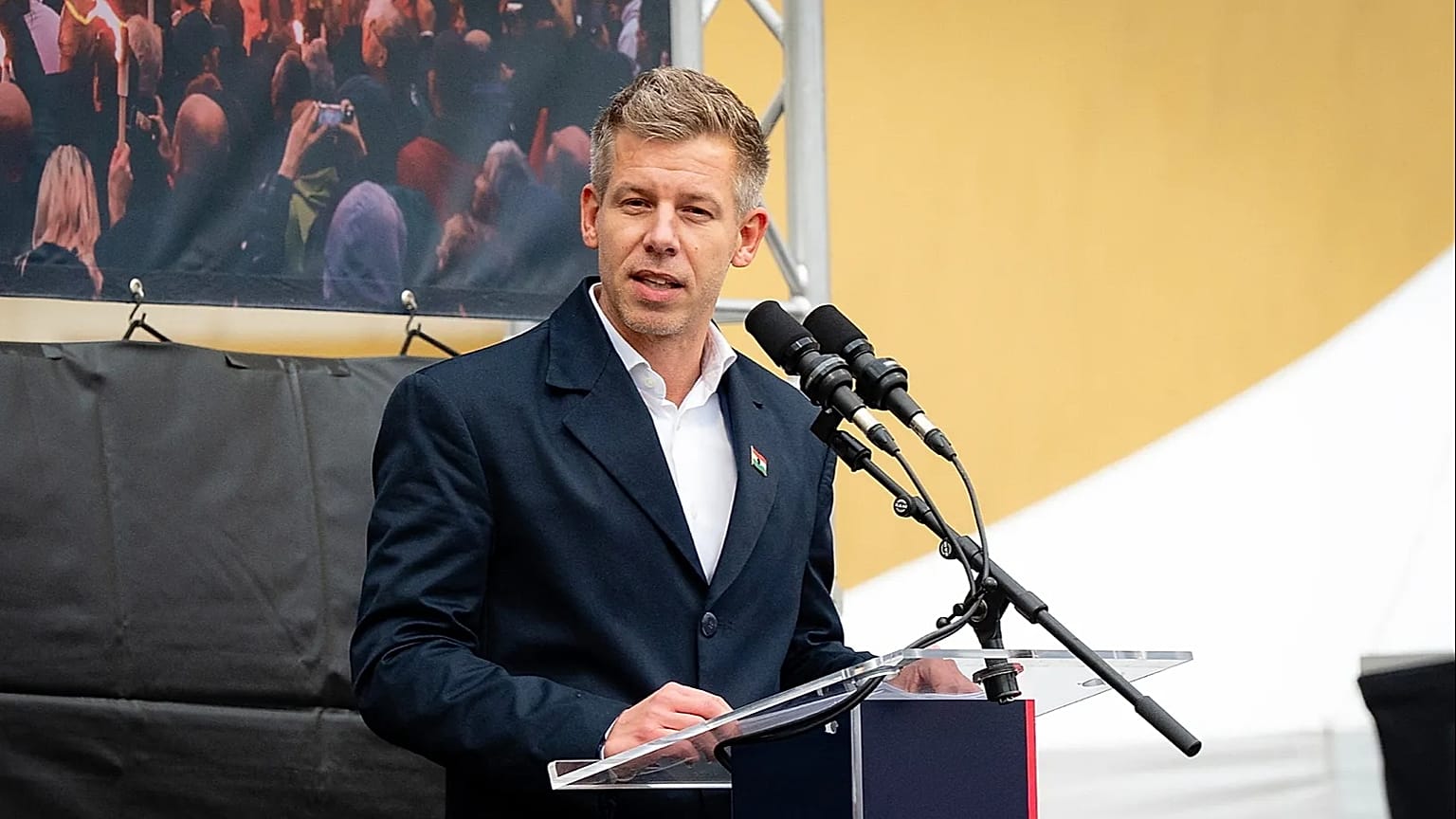 Líder do partido da oposição húngara Tisza, Péter Magyar.