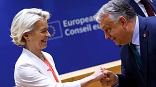Ursula von der Leyen és Orbán Viktor