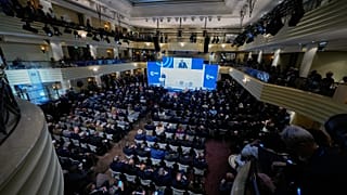 المستشار الألماني فريدريش ميرز يلقي كلمة أمام الحضور خلال مؤتمر ميونيخ للأمن في ميونيخ، ألمانيا، الجمعة 13 فبراير 2026.